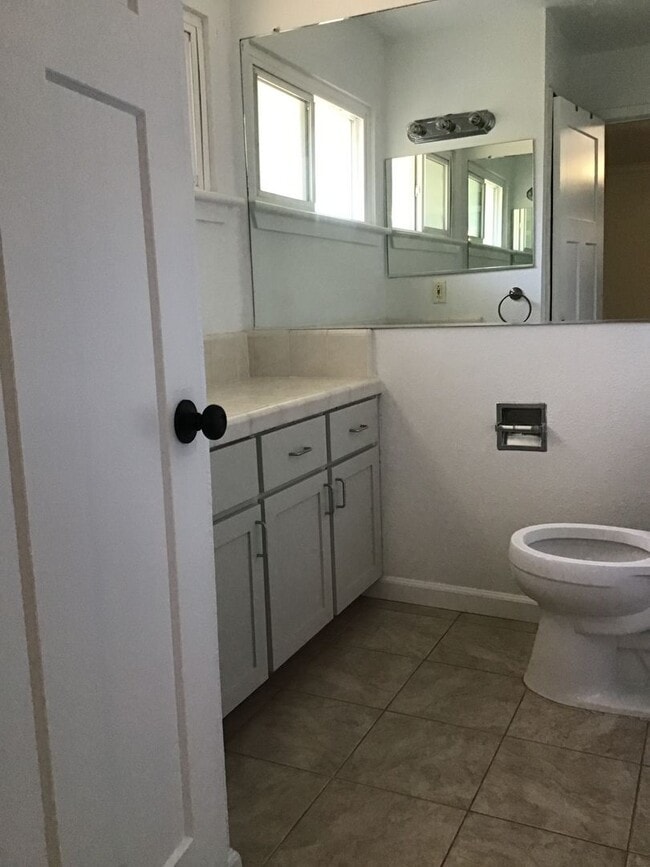 Building Photo - 3 Bedroom Home Coming Available