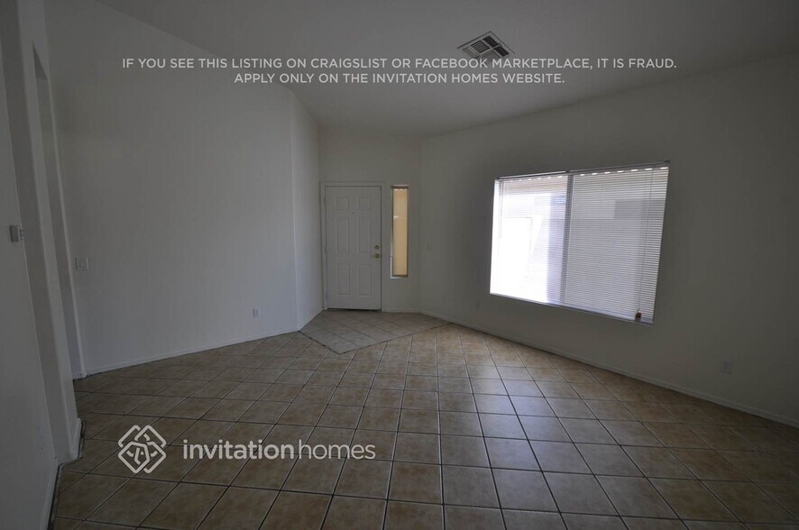 Building Photo - 13315 W Crocus Dr