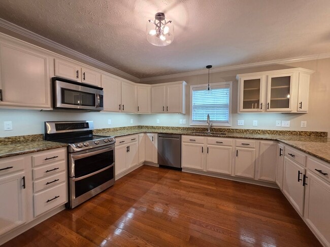 Building Photo - 205 Woodberry Pl