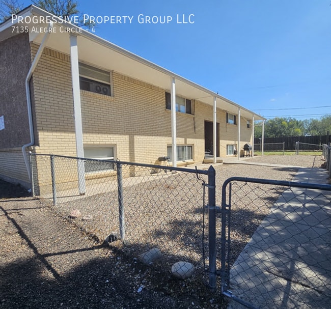 Building Photo - 7135 Alegre Cir