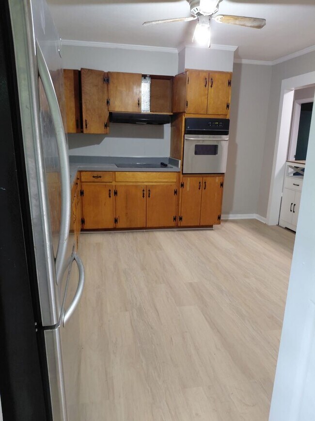 Building Photo - Charming 2 Bedroom Apartment in Cleveland, TN