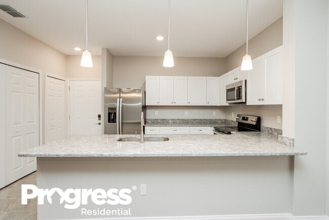 Building Photo - 148 Eleven Oaks Cir