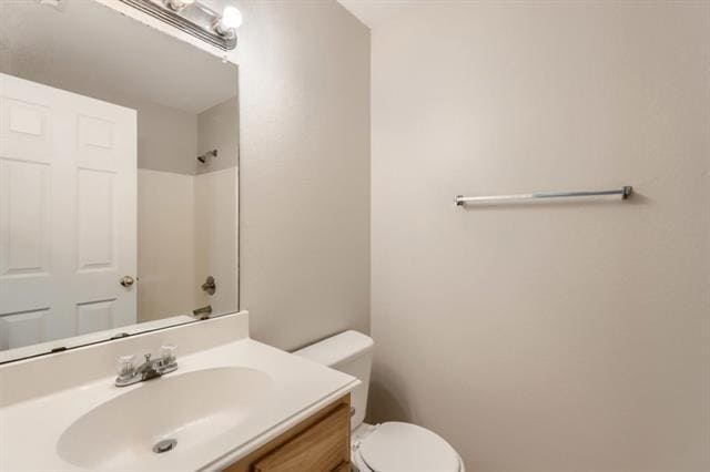 Building Photo - 409 W Maple St