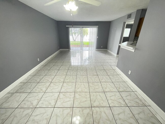 Building Photo - 3401 NW 44th St