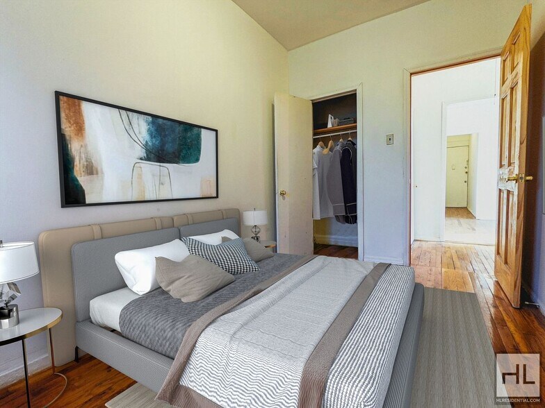 Building Photo - 14th St