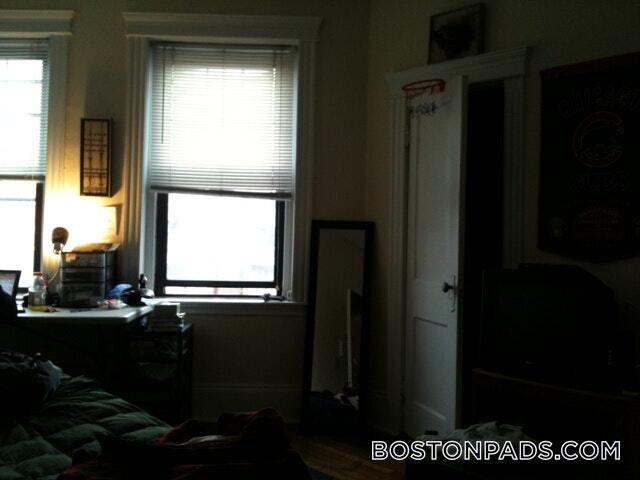 Building Photo - 97 St Stephen St