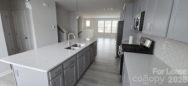 Building Photo - 2324 Donnelly Hls Ln