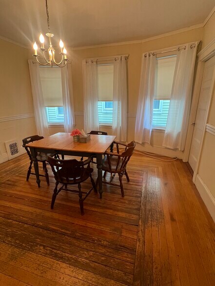 Bedroom 3 - 53 Farragut Rd