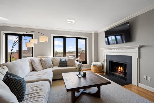 Building Photo - 1080 Wisconsin Ave NW