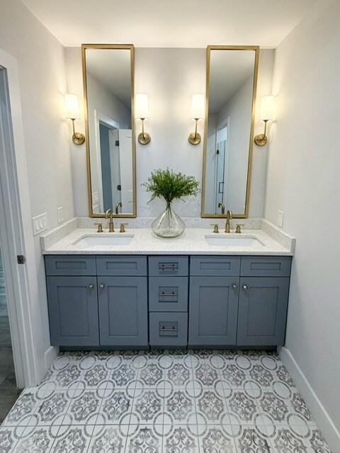 Building Photo - 667 Francis Pl NW