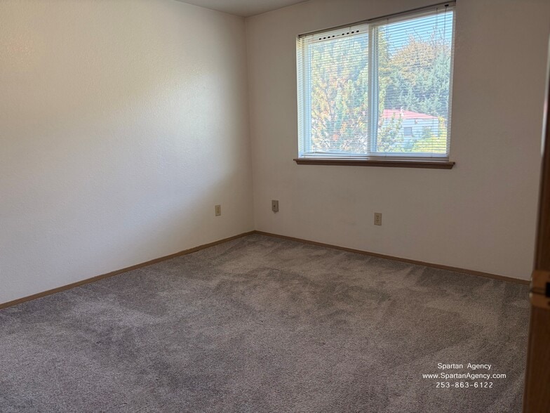 Building Photo - 5411 99th Street Ct E