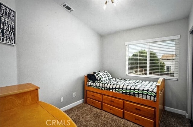 Building Photo - 39780 Oak Cliff Dr
