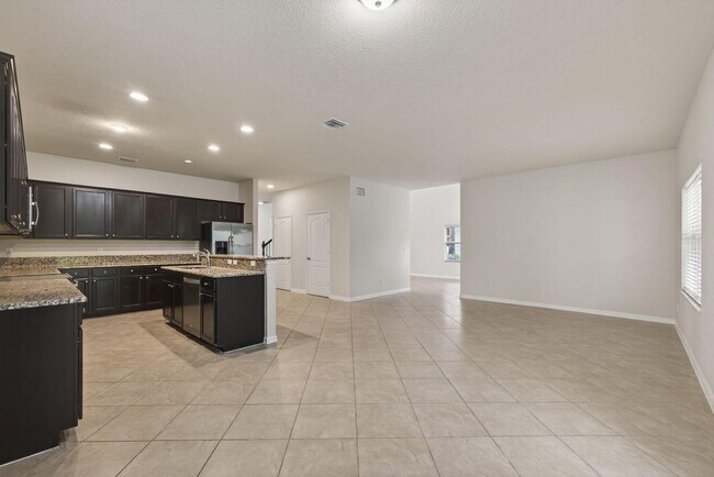 Building Photo - 136 Behring Way