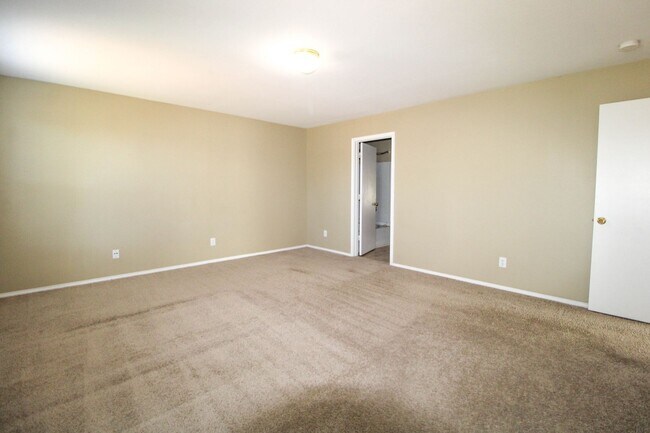 Building Photo - 20823 Blue Trinity