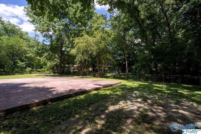 Building Photo - 3508 Lois Ln NW