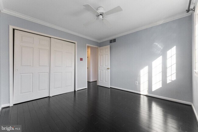 Building Photo - 56 Cabot Dr