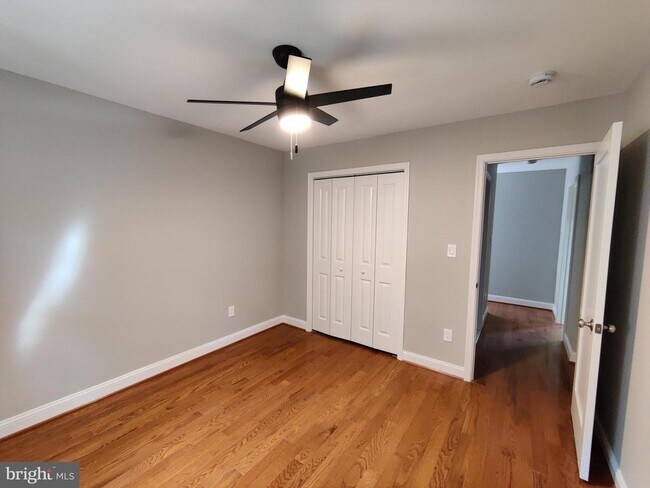 Building Photo - 9441 Park Hunt Ct