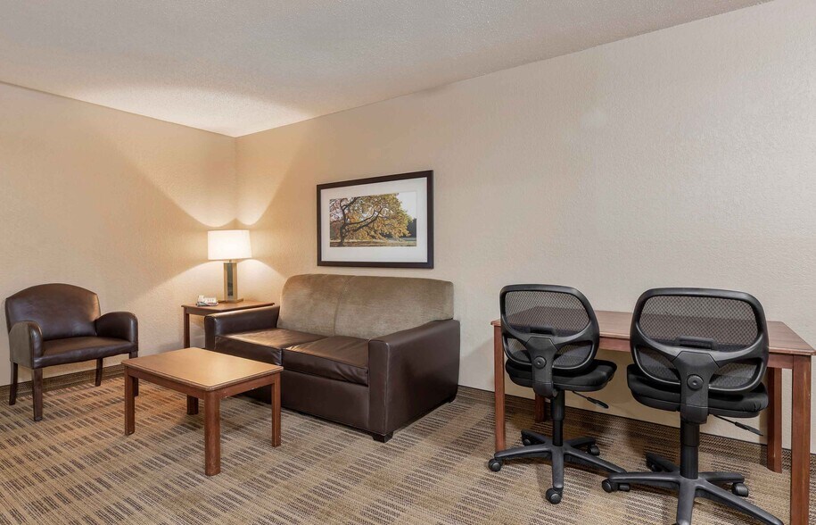 Building Photo - Furnished Studio-Charlotte - Tyvola Rd. - ...