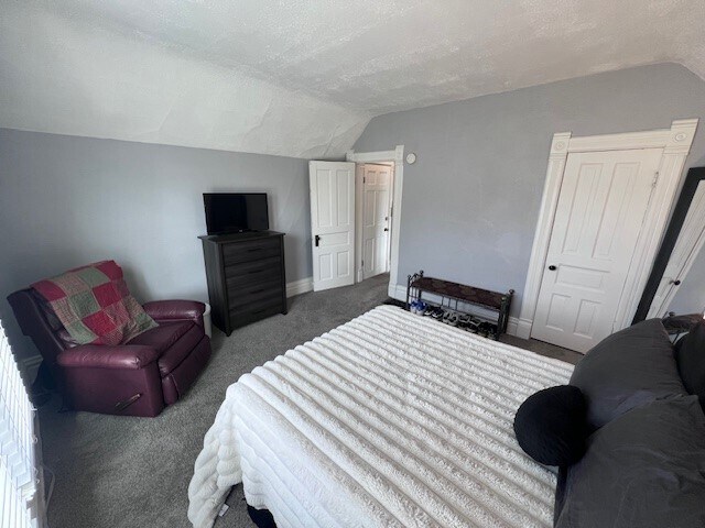 Building Photo - 317 Lake Ave