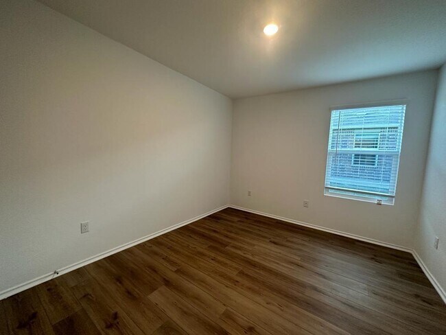 Building Photo - 408 Golden Grove Pkwy