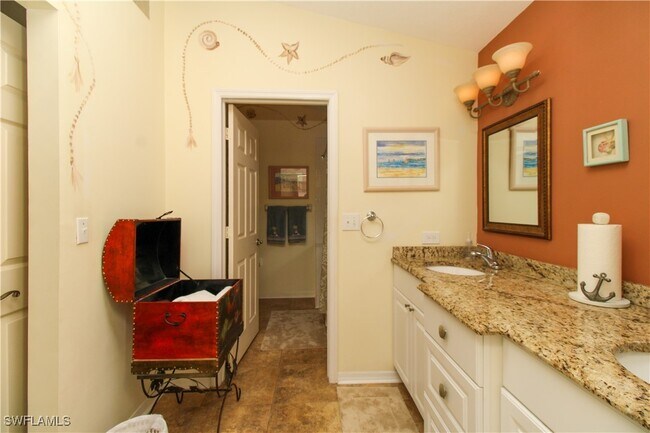 Building Photo - 306 Emerald Bay Cir