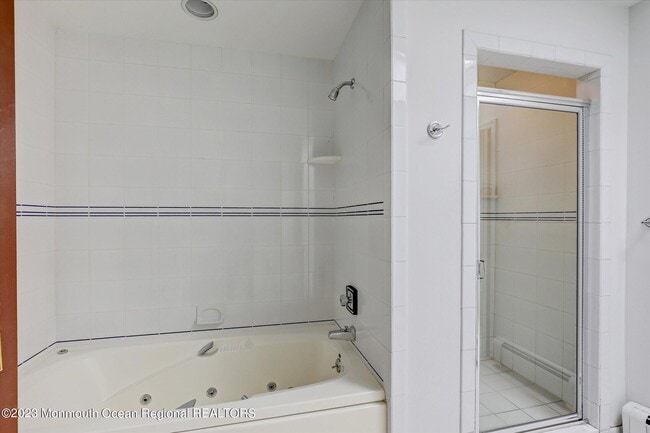 Building Photo - 84 Wickapecko Dr