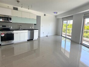 Building Photo - 7700 Tatum Waterway Dr