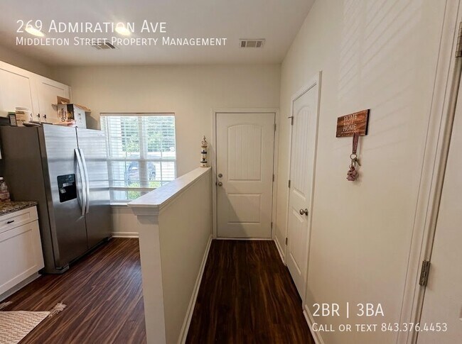 Building Photo - 269 Admiration Ave