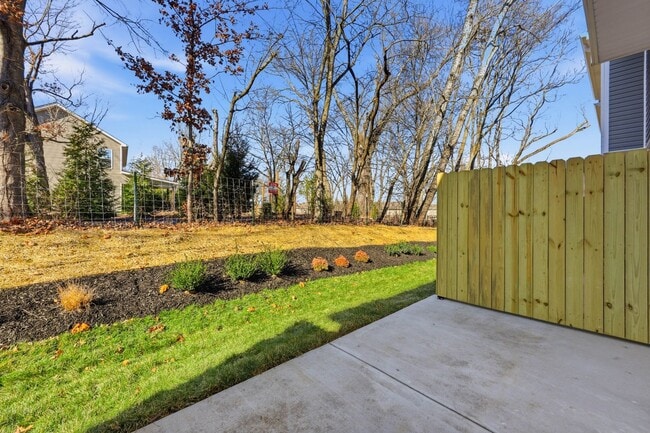 Building Photo - 119 Front Rdg Cir