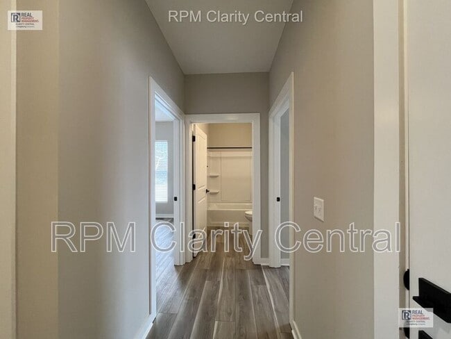 Building Photo - 133 Oldham Ln