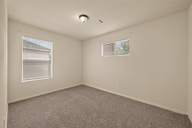 Building Photo - 14837 Peachmeadow Ln