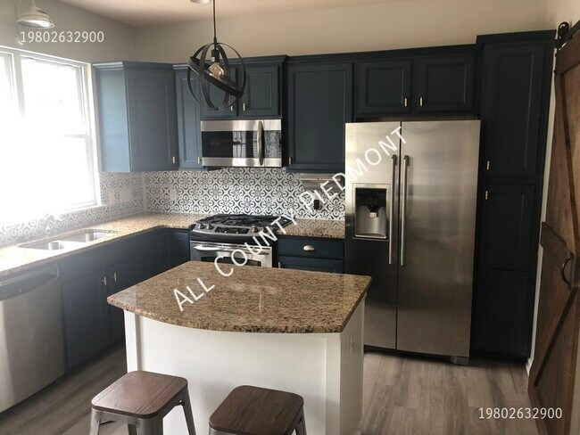 Building Photo - 672 6th Baxter Crossing