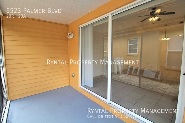 Building Photo - 2/2 Duplex in Sarasota near Downtown!