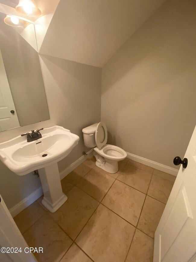 Building Photo - 2646 Avondale Ct