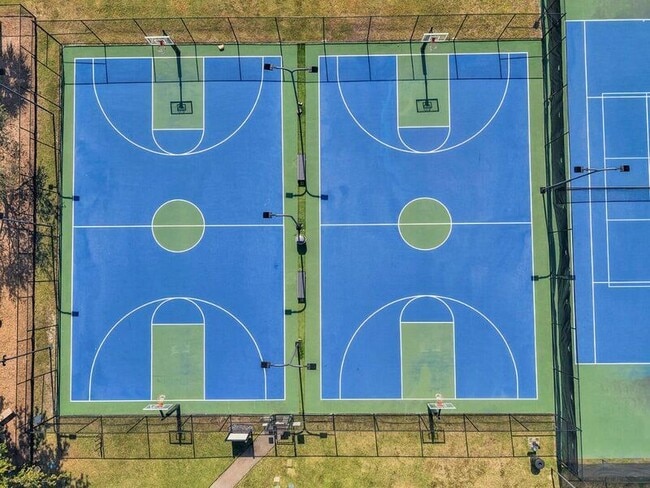 Building Photo - 19119 Winslow Terrace