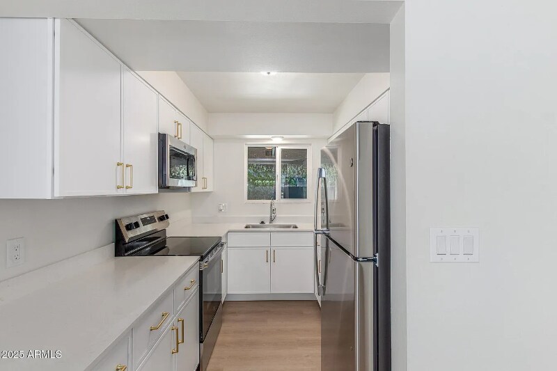Building Photo - 4235 N 13th Pl