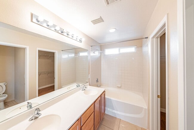 Building Photo - 10243 Midnight Glow Ct
