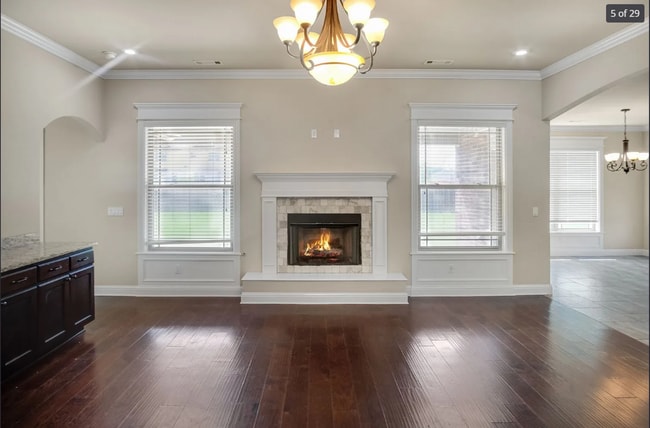 Building Photo - 2300 SW Chaddington Rd