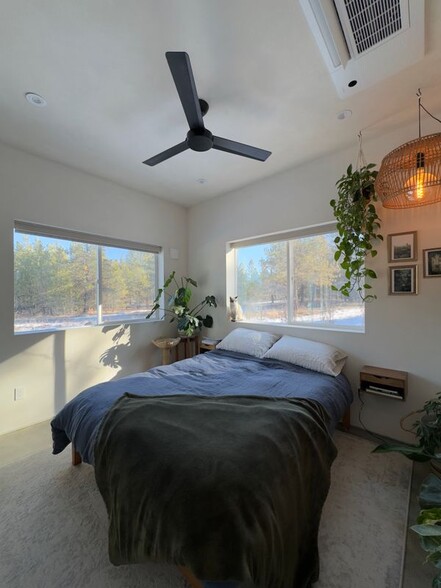 Building Photo - 2809 Casberg-Burroughs