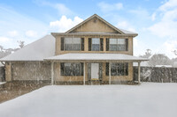 Building Photo - 3 Bedroom Home in Little Rock