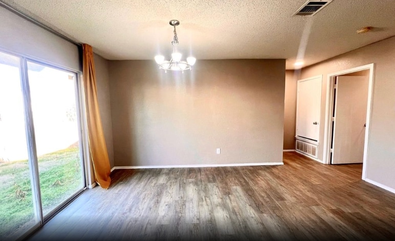 Building Photo - 9908 Peregrine Trl