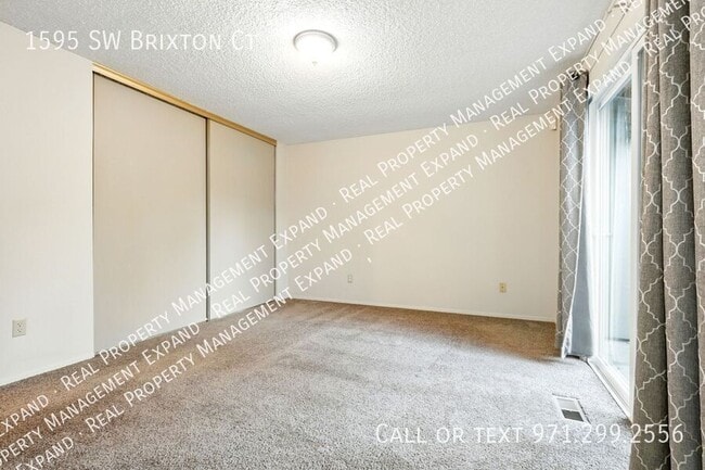 Building Photo - 1595 SW Brixton Ct