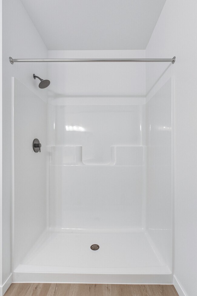 Building Photo - 2465 62nd Ave S