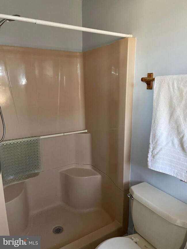 Building Photo - 5306 Trenton Mill Rd