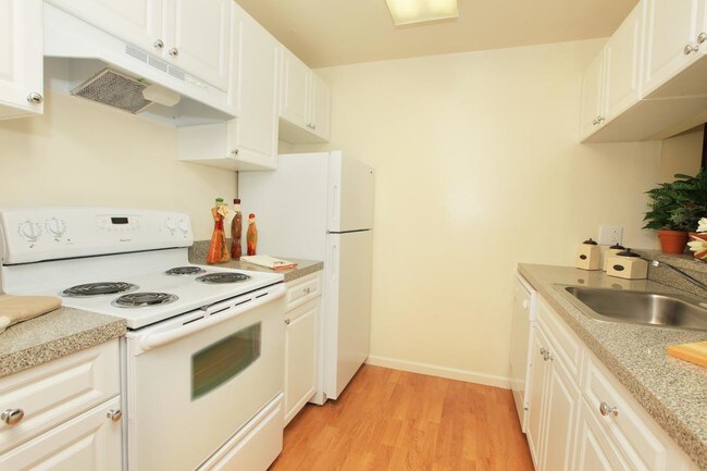 Floorplan - Fox Run Apartments