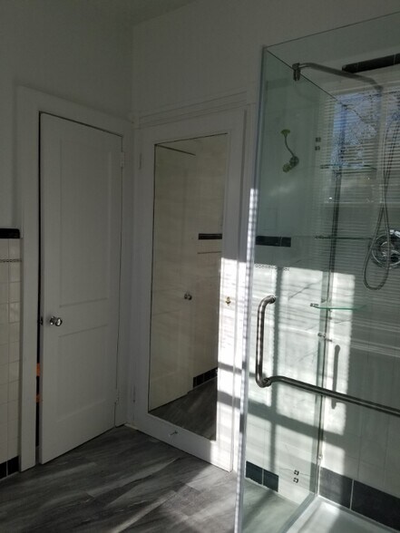 Building Photo - 15 E Mermaid Ln