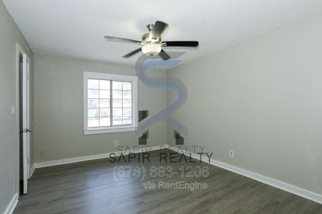 Building Photo - 2055 Alison Ct SW