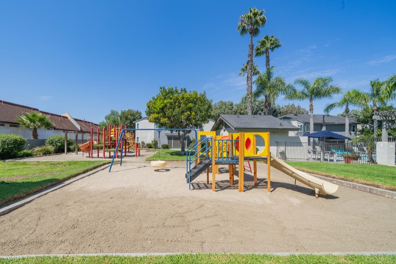 Building Photo - 631 Blackshaw Ln