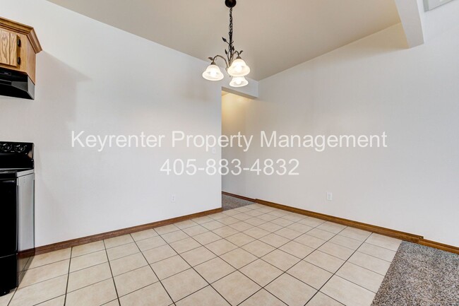 Building Photo - !!50 Percent off your 1st Months Rent!! Spacious 1BD/1BTH Apartment with a Private Balcony in the...