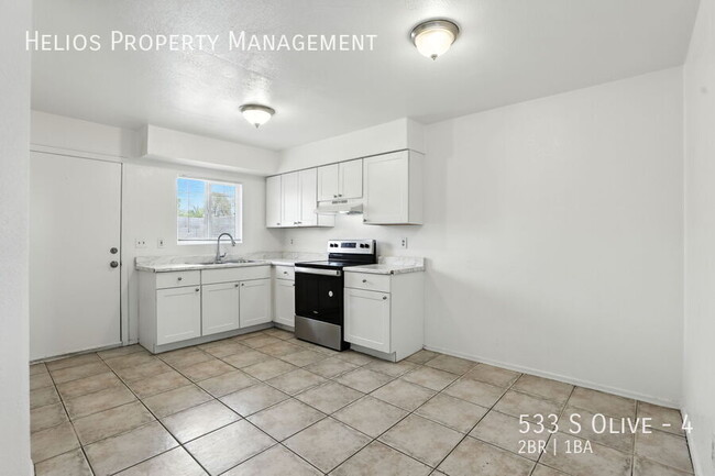 Building Photo - 533 S Olive-4